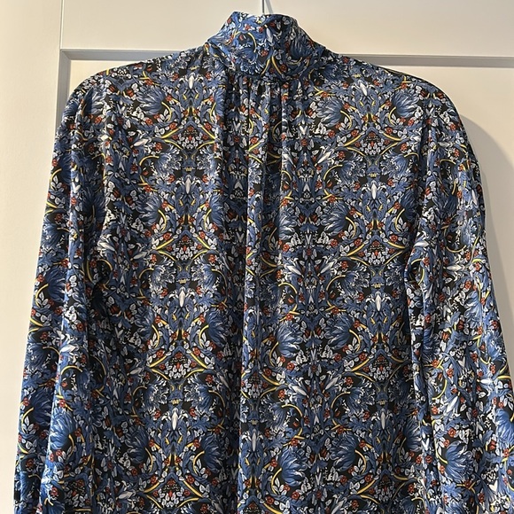 Zara Floral Blouse w/Neck ties - Picture 7 of 10